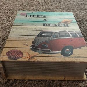 Beach themed hollowed our trinket box